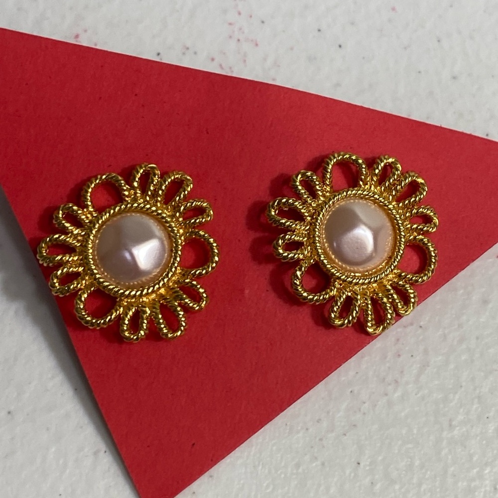 Avon Faux Pearl Gold Tone Pierced Earrings